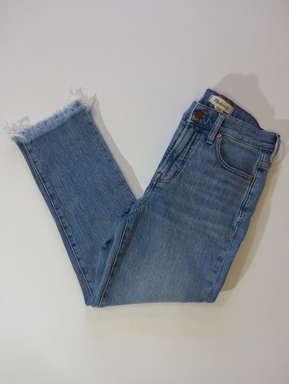 Madewell The Perfect Vintage Jeans Womens Sz 26P Frayed Hem Straight Leg Denim